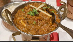 Baigan Bharta with Plain Naan