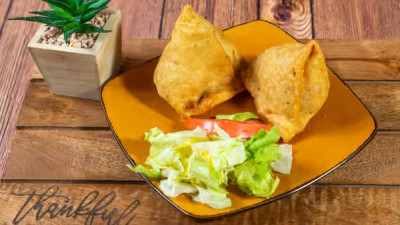 Vegetable Samosa (1pcs)