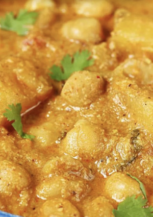 Pumpkin/Potatoes & Peas curry