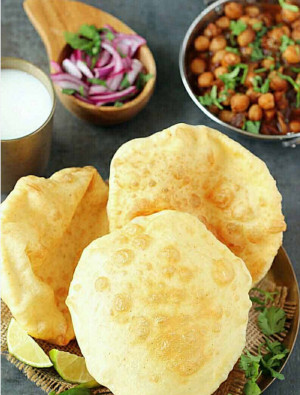 Channa Bhatura