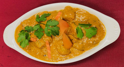 Mt. Everest Chicken Tikka Masala
