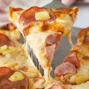 Hawaiian Pizza