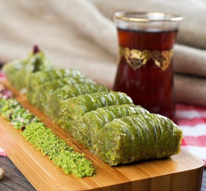 Pistachio roll