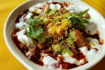 Aaloo Aur Papri Chat