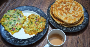 Lacha Paratha Omlette
