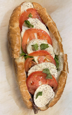 Mozzarella Caprese Sub