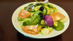 Mediterranean Style Salad (V)