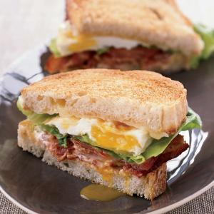 2 Eggs with Meat